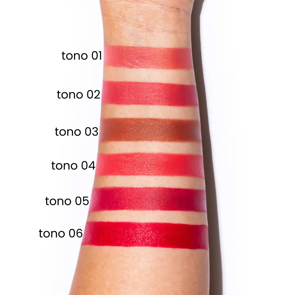 LABIAL EN BARRA MATTE ENGOL
