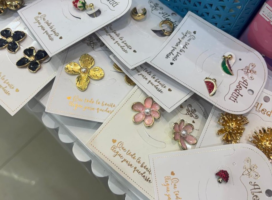 ARETES EN RODIO 18